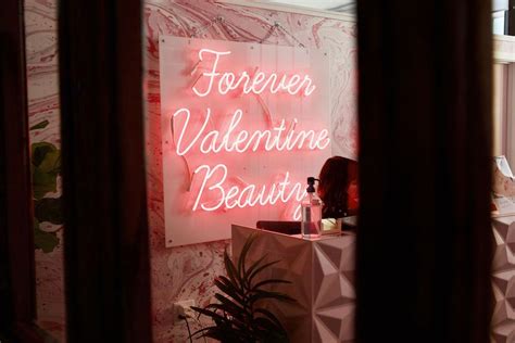 Forever valentine beauty - www.forevervalentinebeauty.com